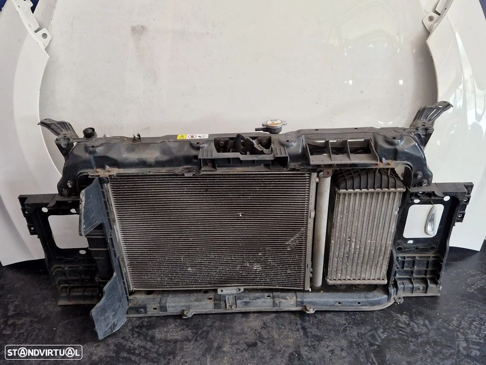 Frente completa usada HYUNDAI I30 2015 1.6 CRDI capot parachoques guardalamas oticas - 9