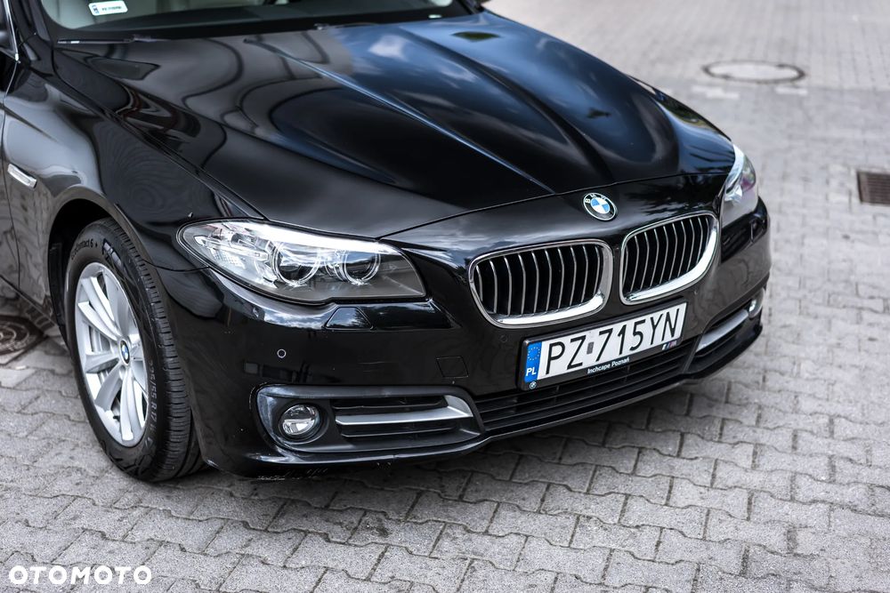 BMW Seria 5 520d xDrive - 4