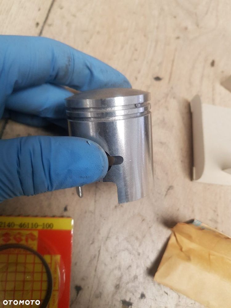 Tłok pierścienie Suzuki GT50 F50 FA50 FM50 FR50 FS50 LT50 RB50 RG50 OR50 ZR50 12102-46840-100 - 4