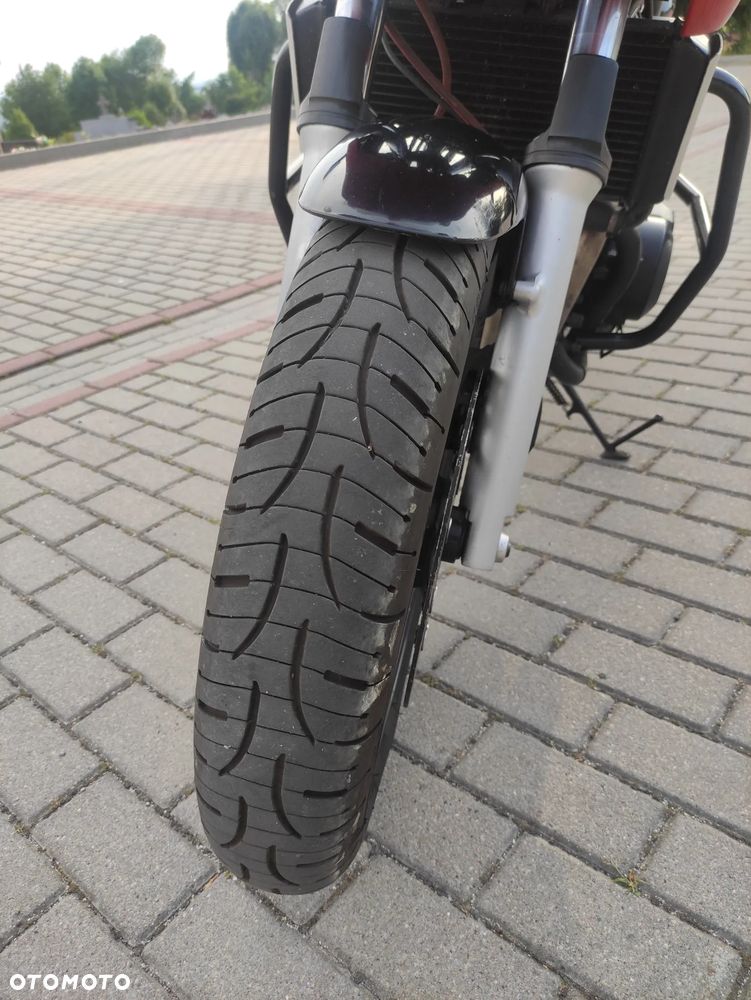 Yamaha FZS - 11