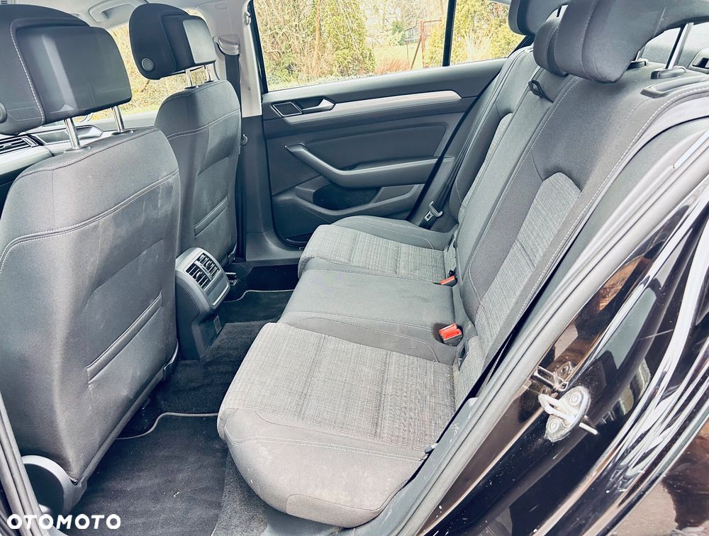 Volkswagen Passat 1.5 TSI EVO Business DSG - 11