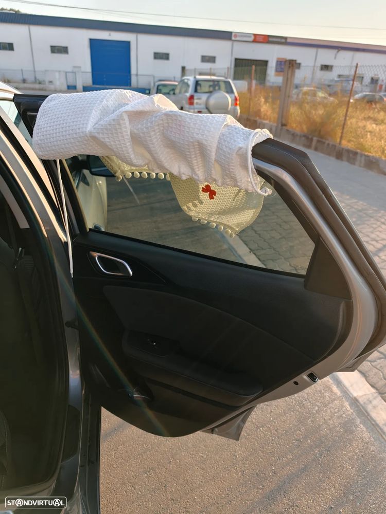 Kia XCeed — fotografia 14