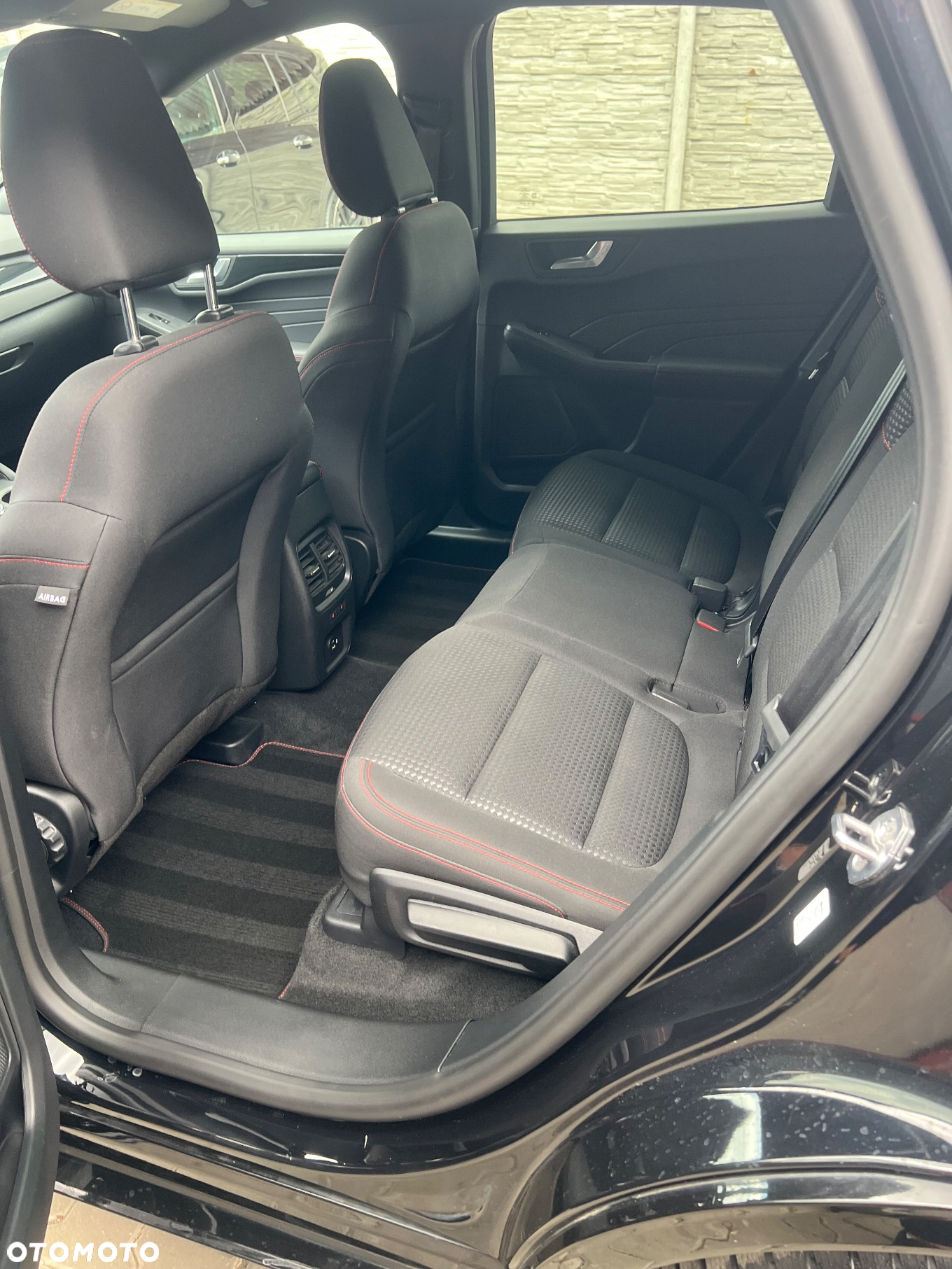 Ford Kuga 2.5 FHEV AWD ST-Line - 22