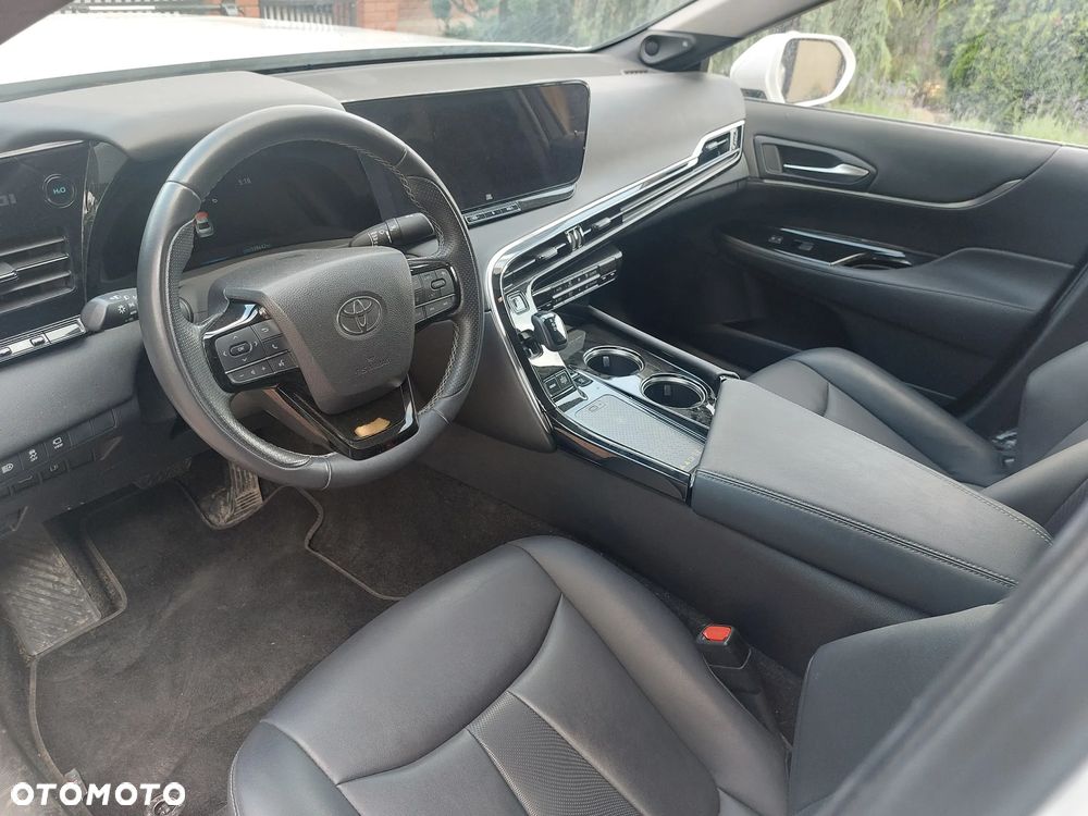 Toyota Mirai Prestige - 12