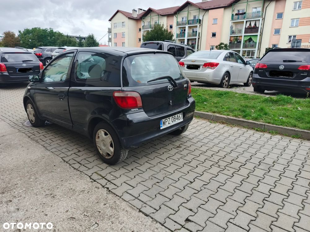 Toyota Yaris 1.3 - 3