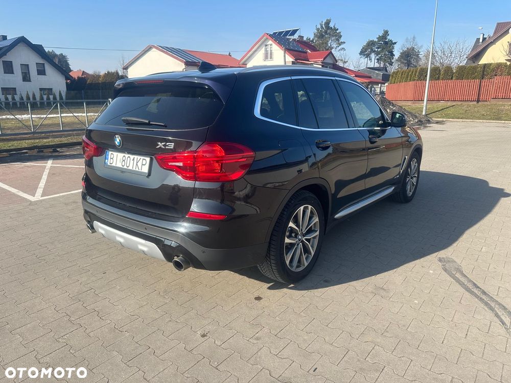BMW X3 xDrive30i xLine - 4