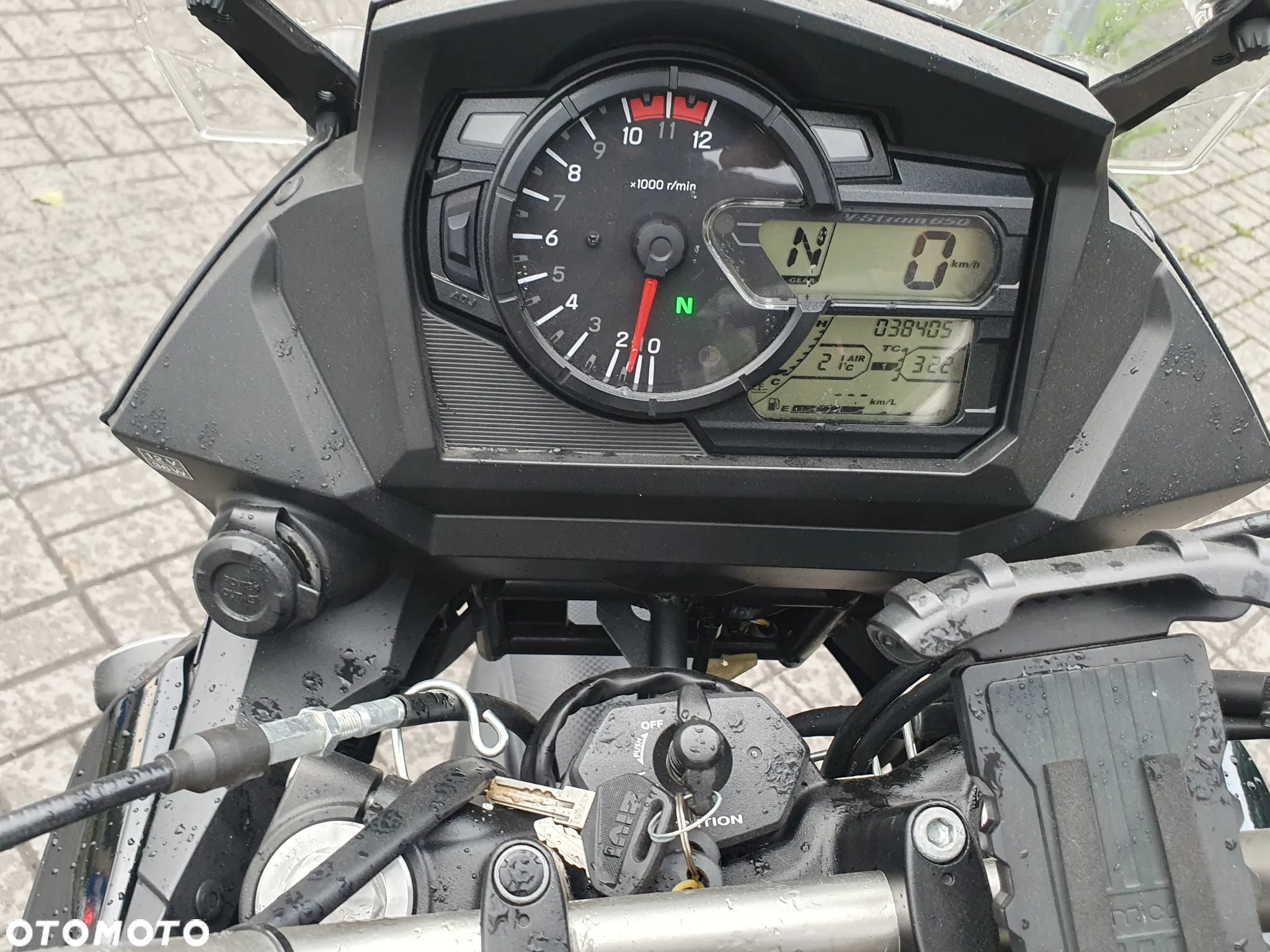 Suzuki V-STROM - 7