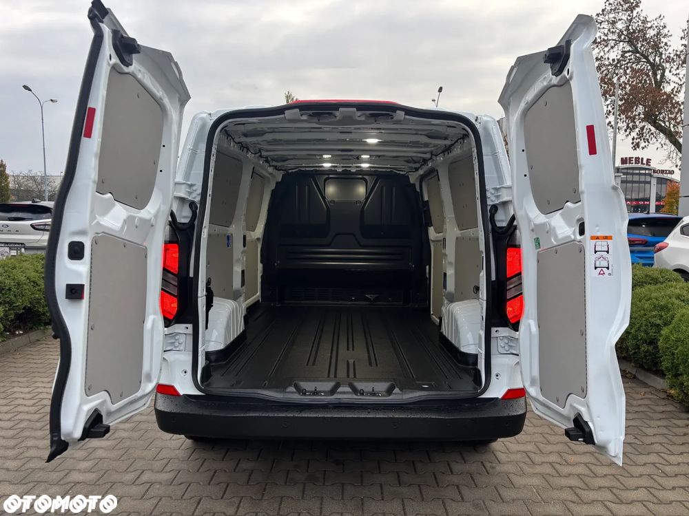 Ford E-Transit Custom 218KM A1 RWD VAN TREND - 8