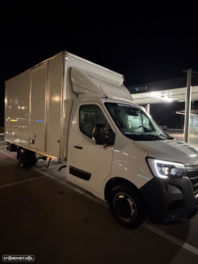 Renault Master Box - 2