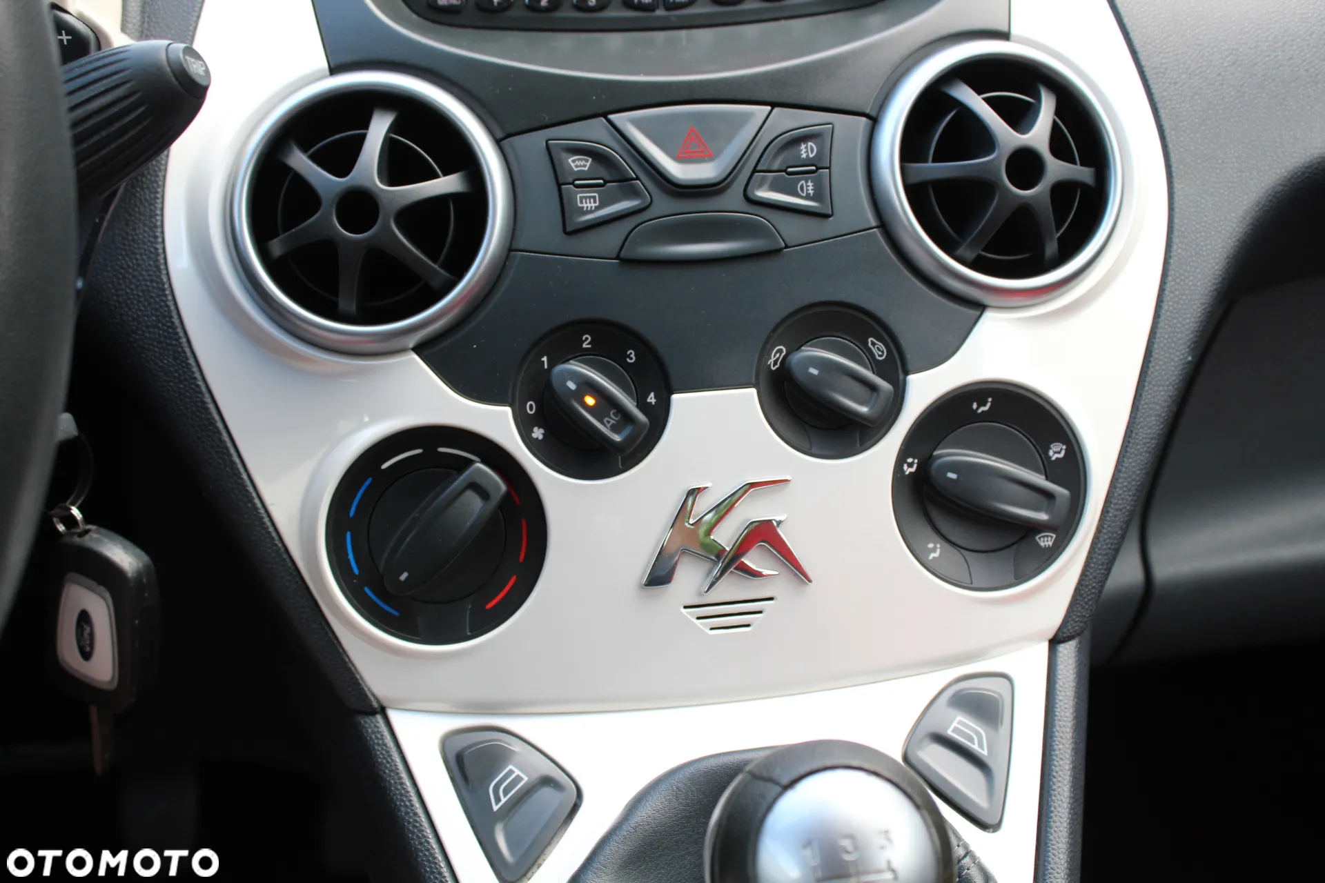 Ford KA 1.2 Titanium+ - 24