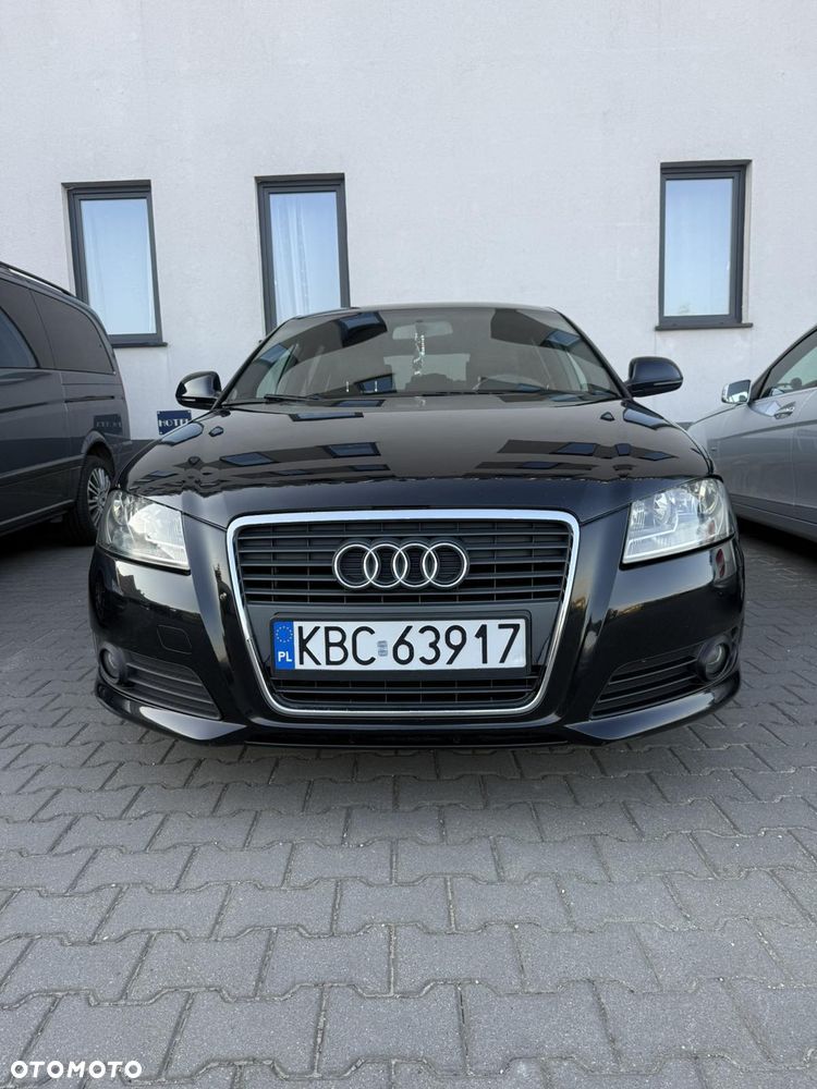 Audi A3 Sportback - 2