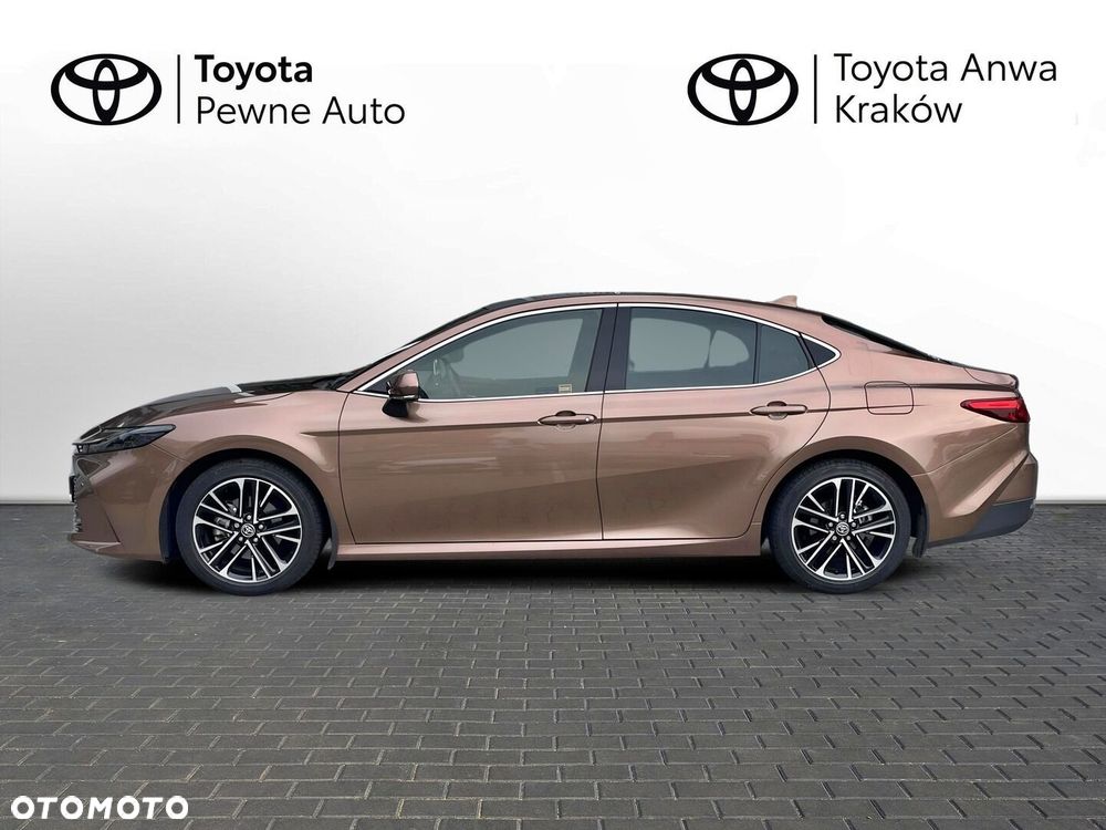Toyota Camry - 2