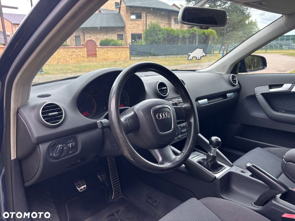 Audi A3 Sportback 2.0 TDI Ambition - 17