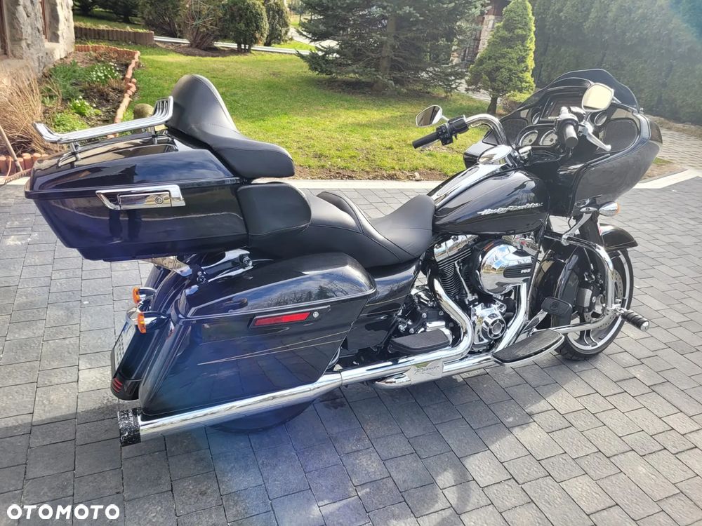 Harley-Davidson Touring Road Glide - 3