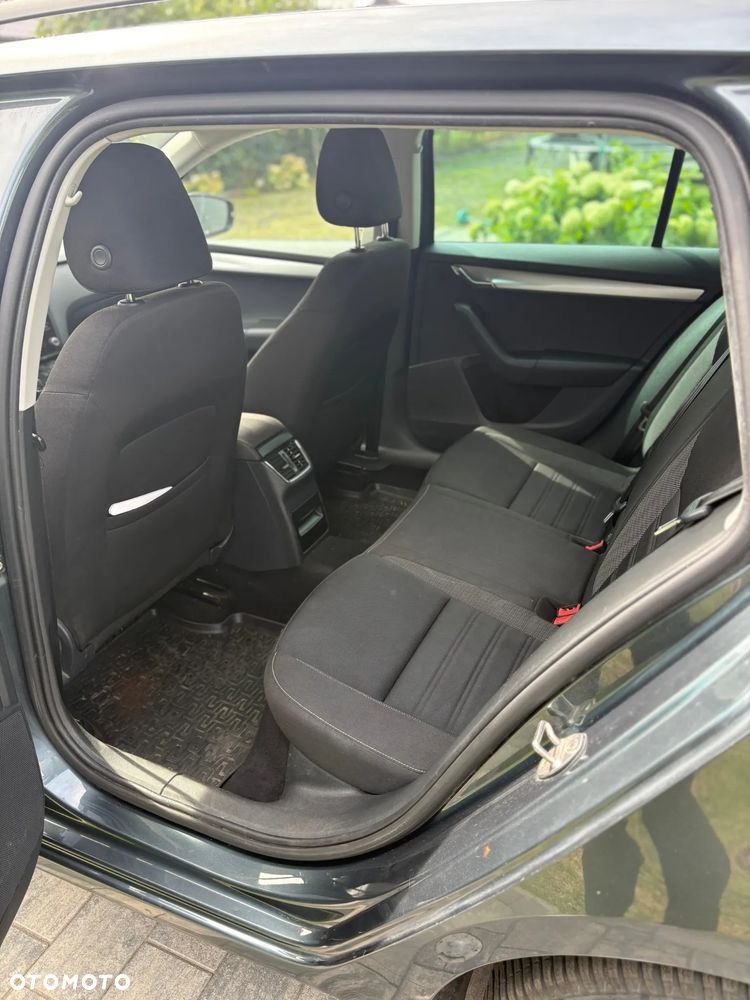 Skoda Octavia 1.5 TSI GPF ACT Style DSG - 10