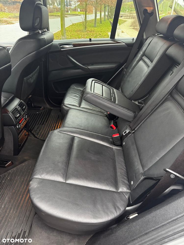 BMW X5 xDrive35i Edition Exclusive - 14