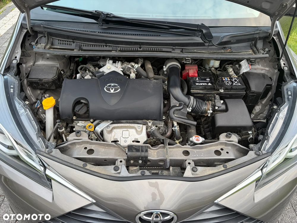 Toyota Yaris 1.5 Premium - 33