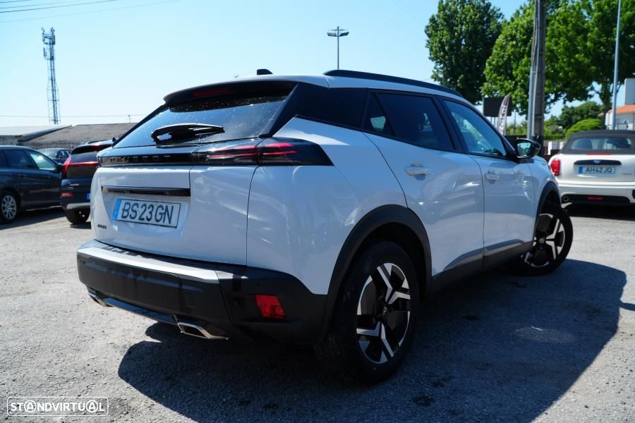 Peugeot 2008 PureTech 130 EAT8 Allure Pack - 4