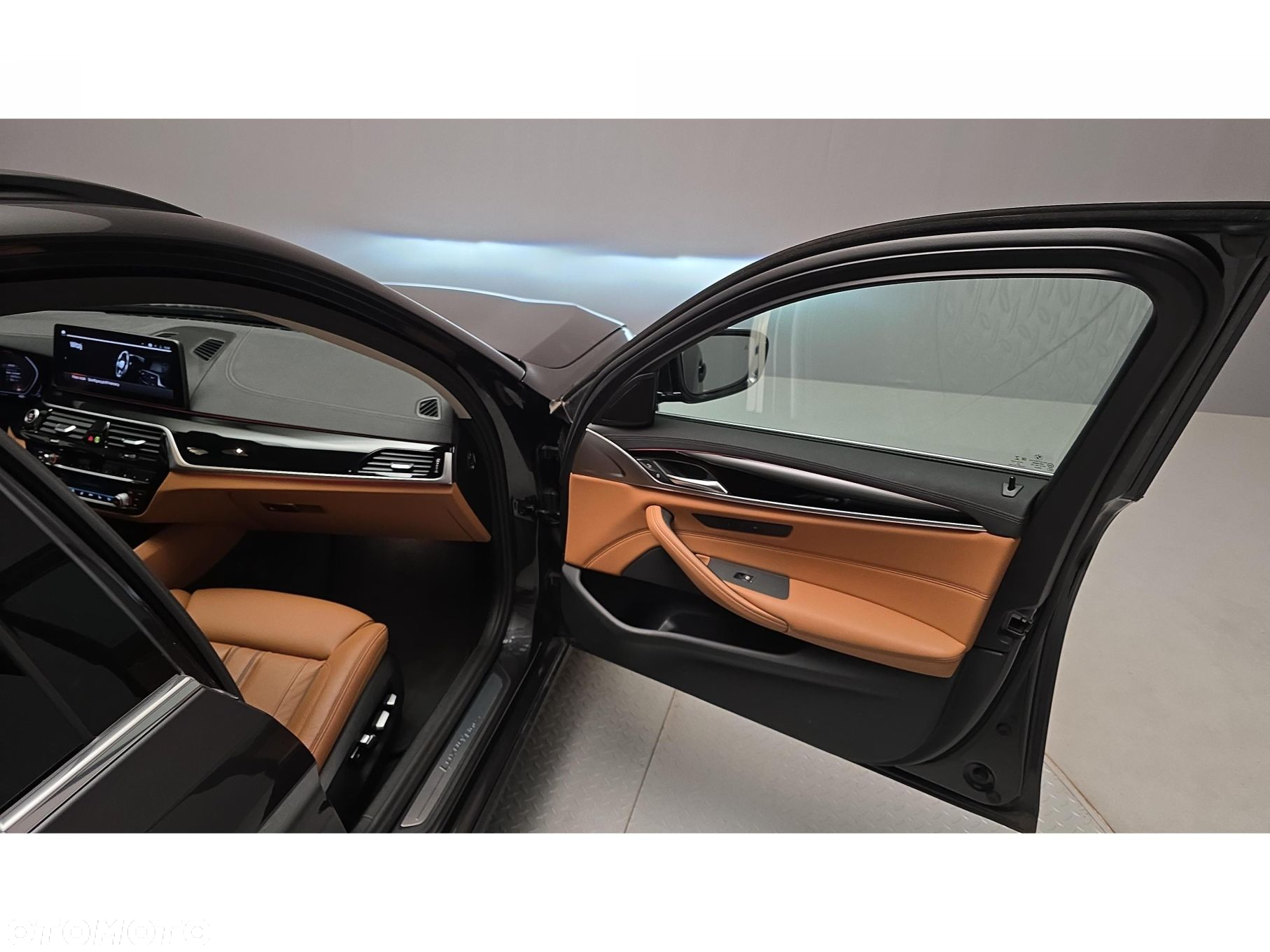 BMW Seria 5 - 28