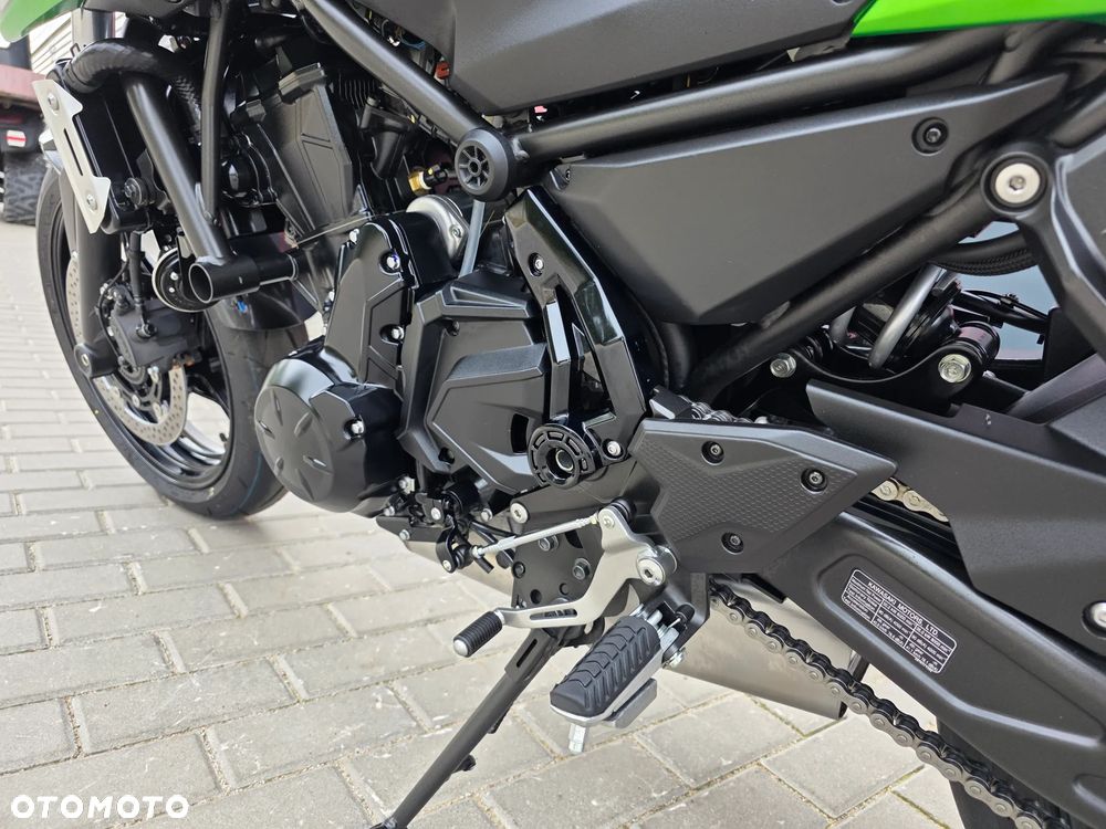 Kawasaki Z 650 - 10