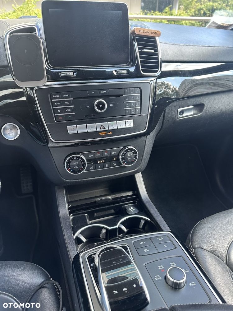 Mercedes-Benz GLS 350 d 4-Matic - 22