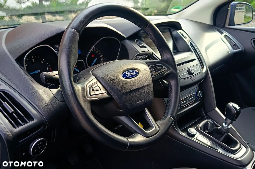 Ford Focus 1.5 TDCi DPF Start-Stopp-System Business - 26