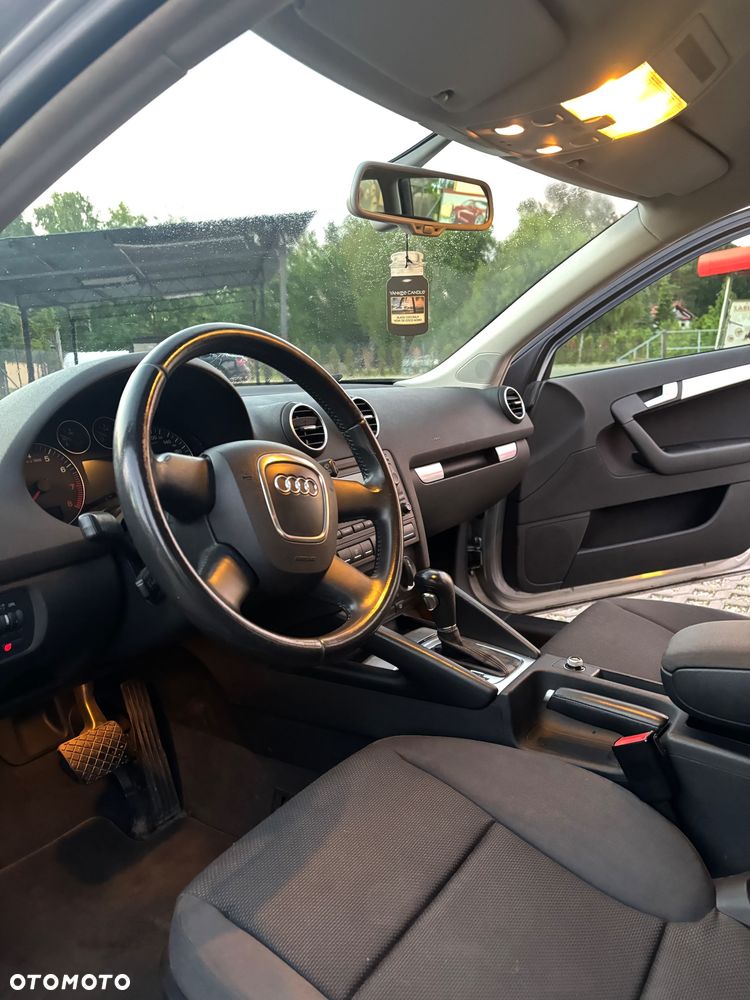 Audi A3 Sportback - 13
