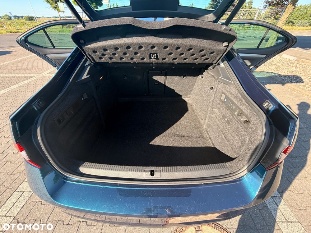 Skoda Superb 2.0 TDI L&K DSG - 9