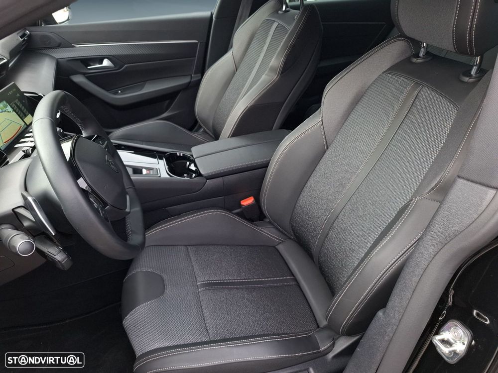 Peugeot 508 1.6 Hybrid Allure e-EAT8 - 11
