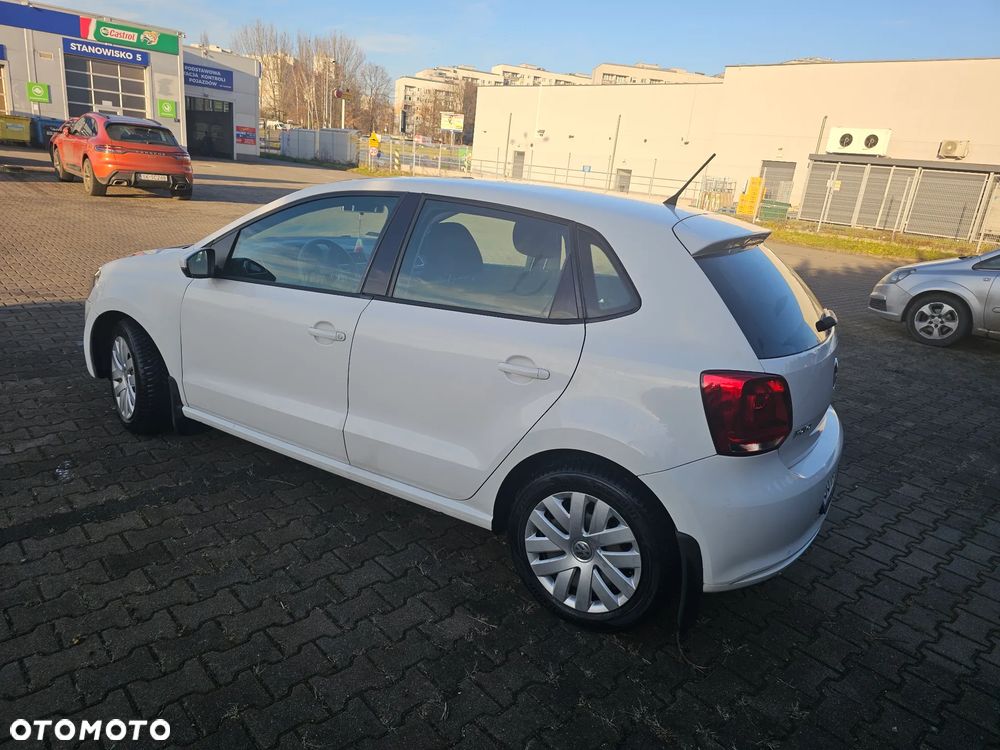 Volkswagen Polo 1.4 16V Trendline - 2