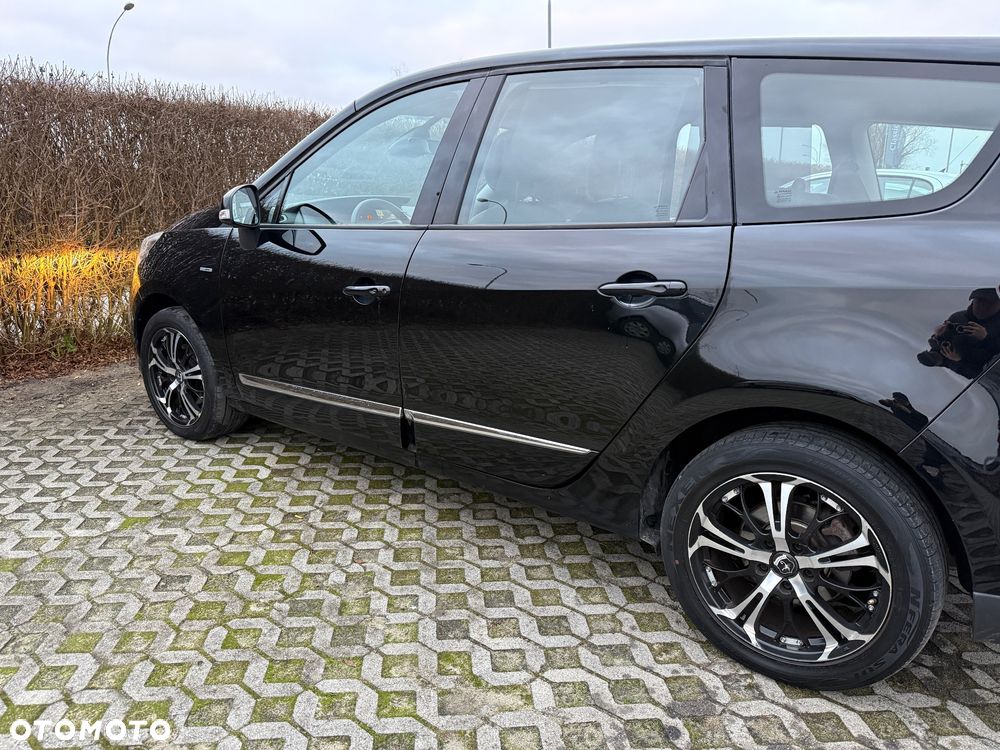 Renault Scenic Energy dCi 130 Start & Stop Bose Edition - 29