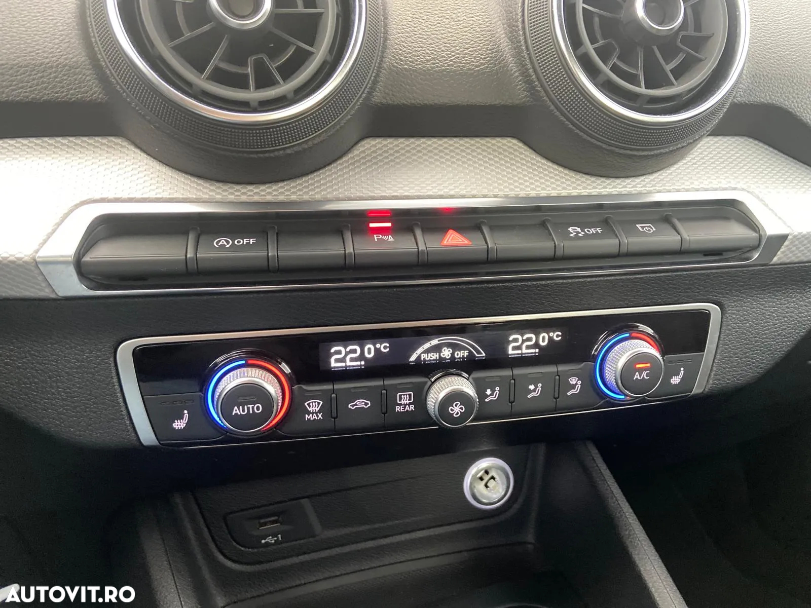 Audi Q2 1.6 30 TDI S tronic Basic - 23