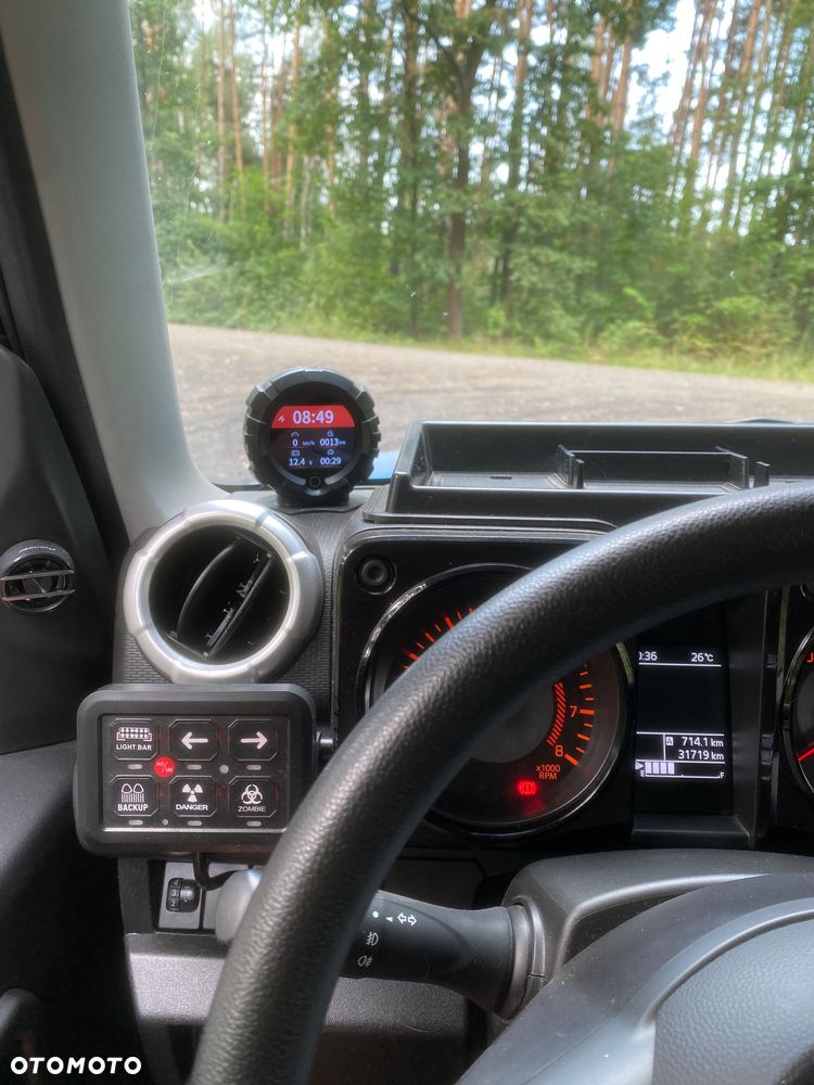 Suzuki Jimny 1.5 Pro - 6