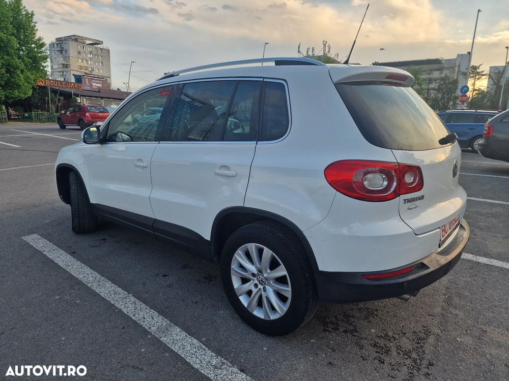 Volkswagen Tiguan - 4