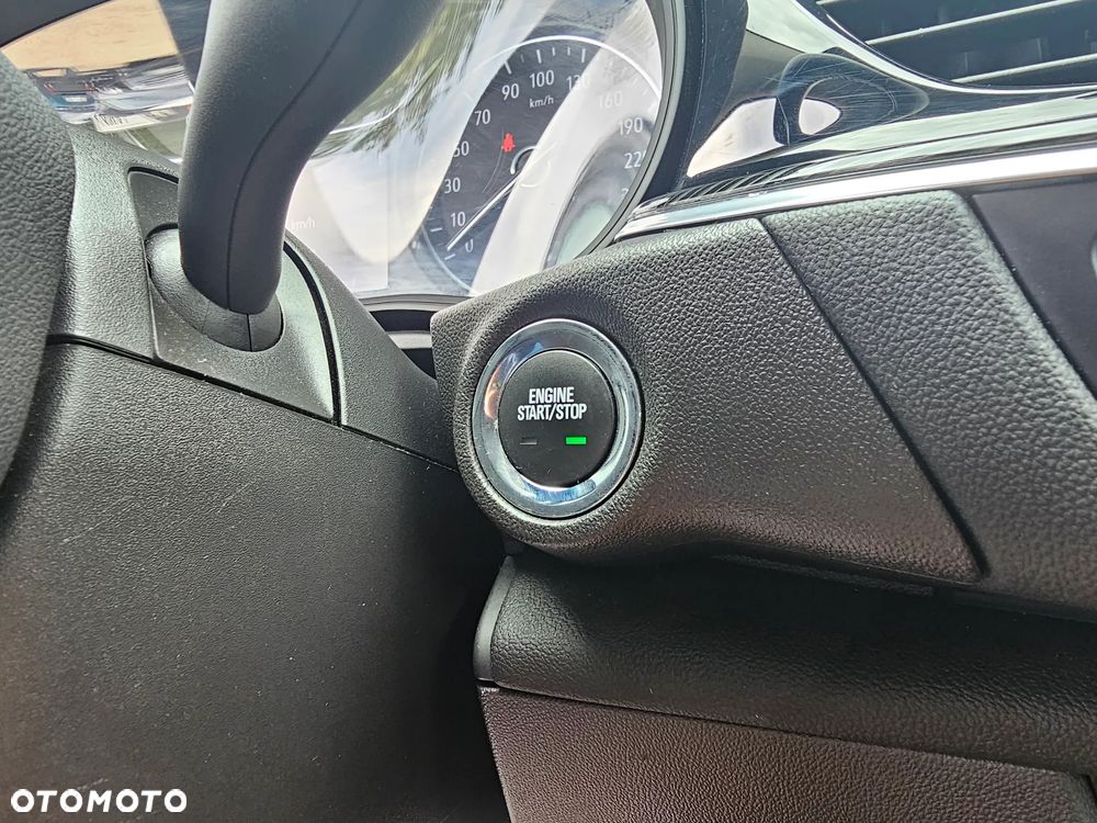 Opel Insignia 1.5 T Innovation S&S - 33