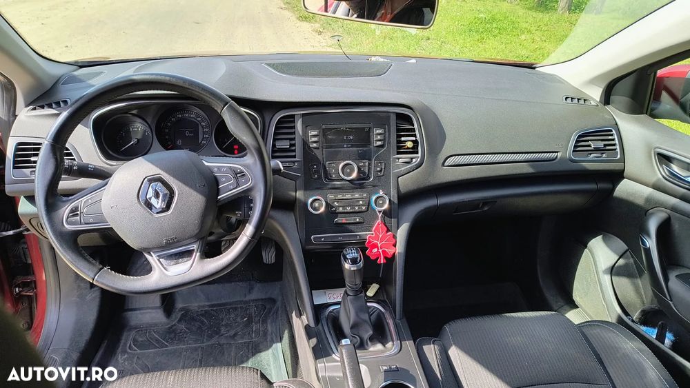 Renault Megane TCe GPF Zen - 2