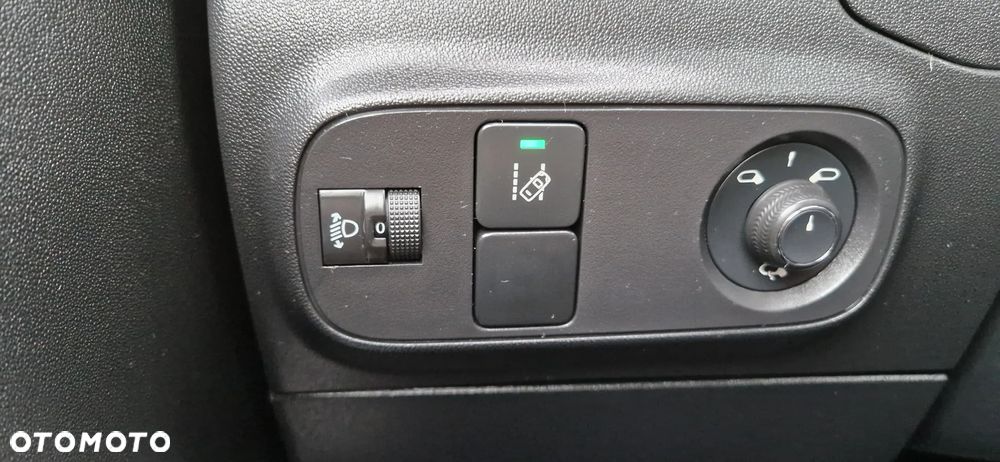 Citroën C3 1.2 PureTech Max EAT6 - 28