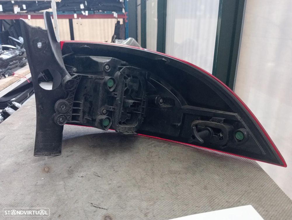 Farolim stop painel esquerdo Renault Clio IV SW 12 - / 2665551445R - 2