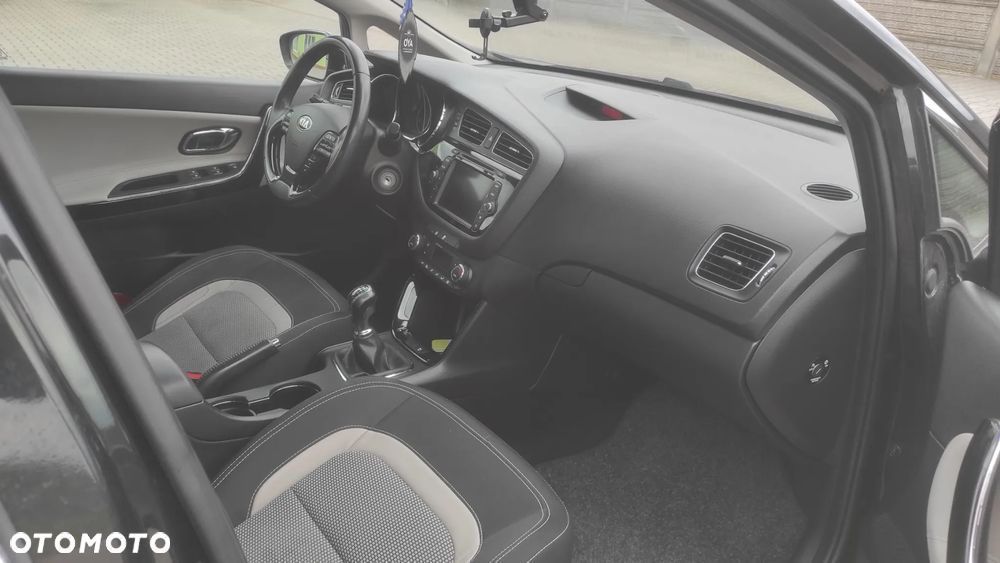 Kia Ceed 1.6 CRDi XL - 14