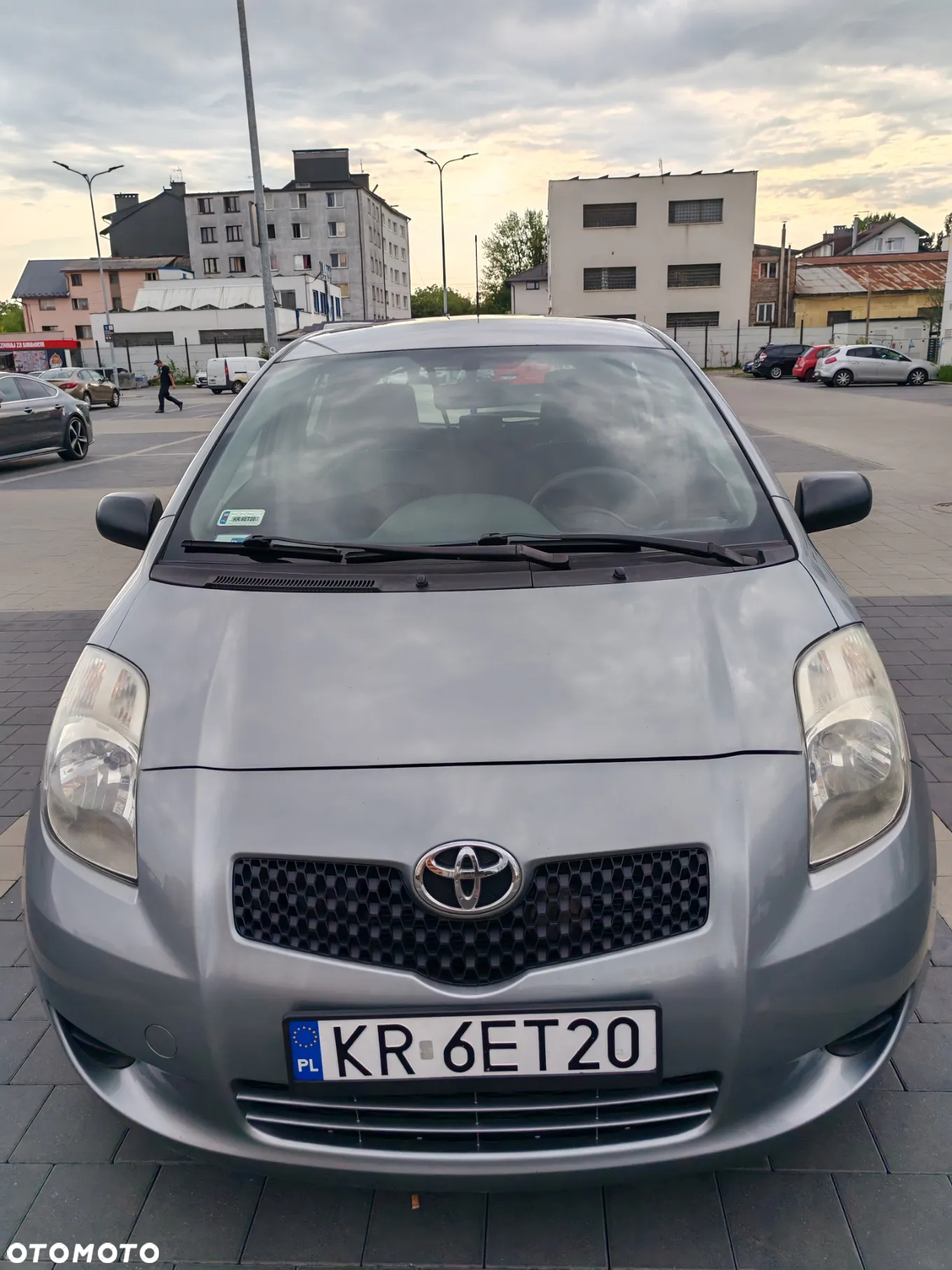 Toyota Yaris 1.3 VVT-i Cool - 6