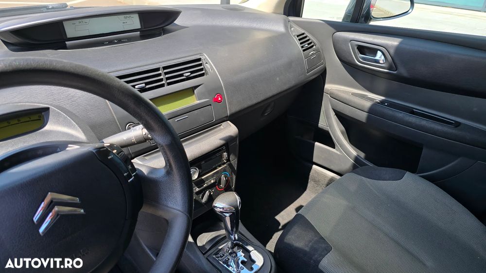 Citroën C4 - 11