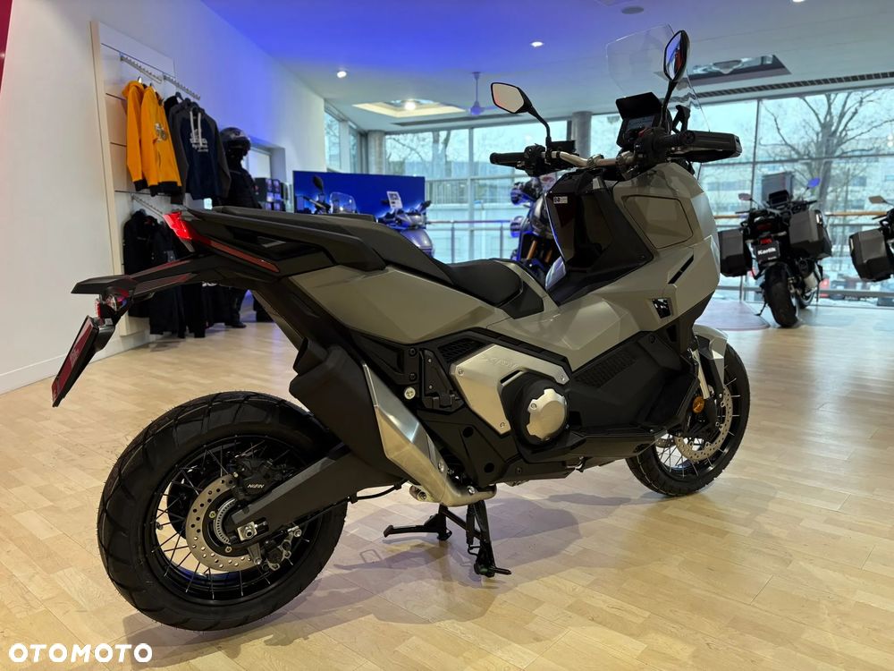Honda X-ADV - 9
