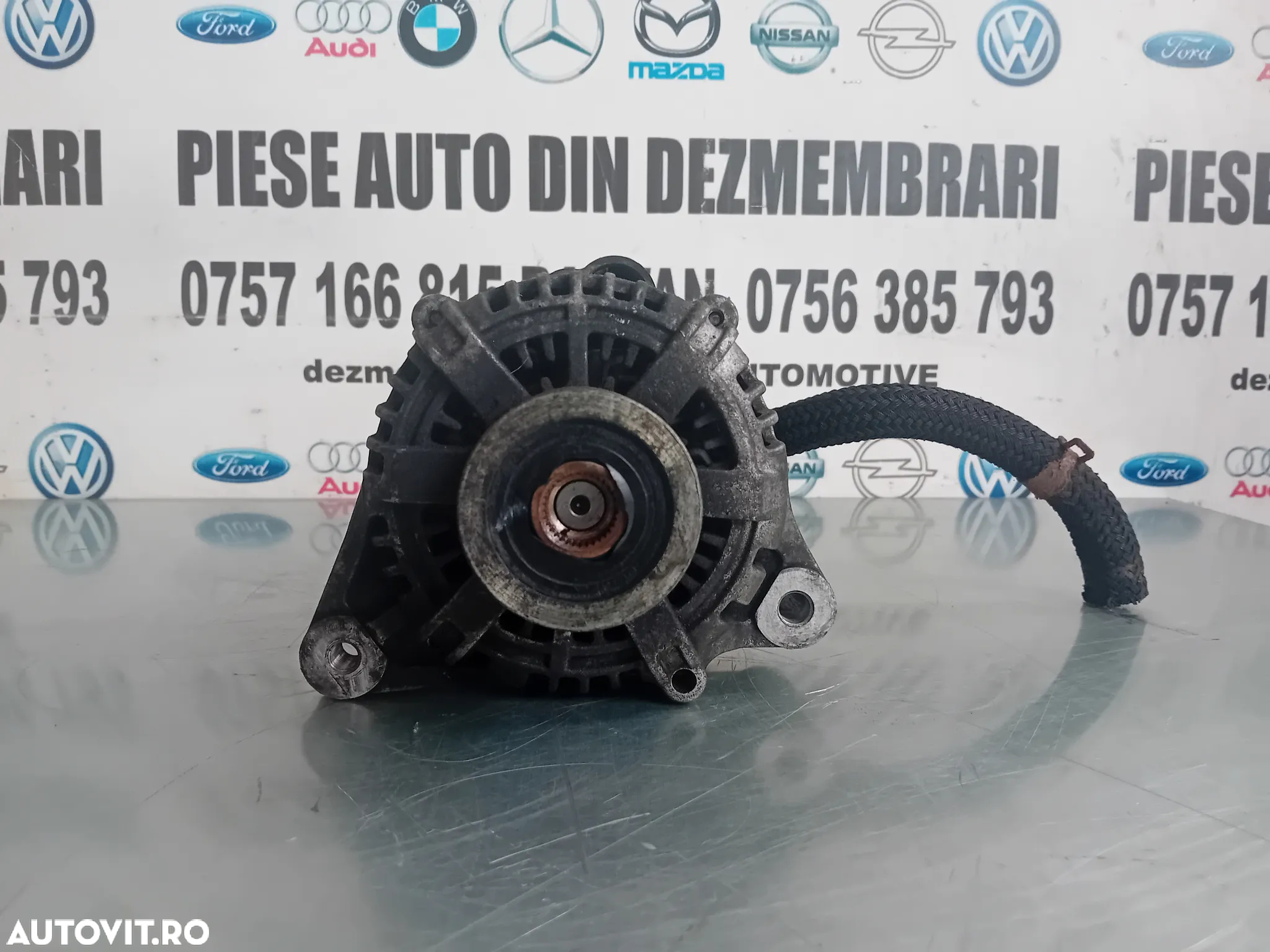 Alternator Cu Pompa Vacuum Hyundai Santa Fe 2 II 2.2 crdi Cod 37300-27013 An 2006-2012 - 3