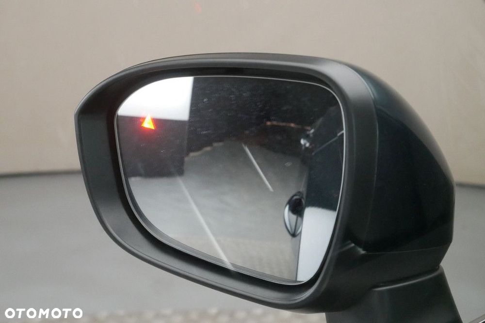 Nissan Qashqai 1.3 DIG-T MHEV N-Connecta Xtronic - 36