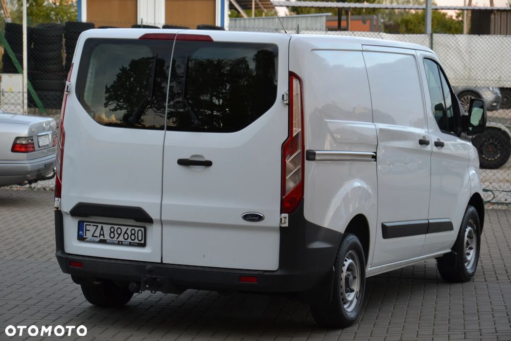 Ford Transit Custom - 10