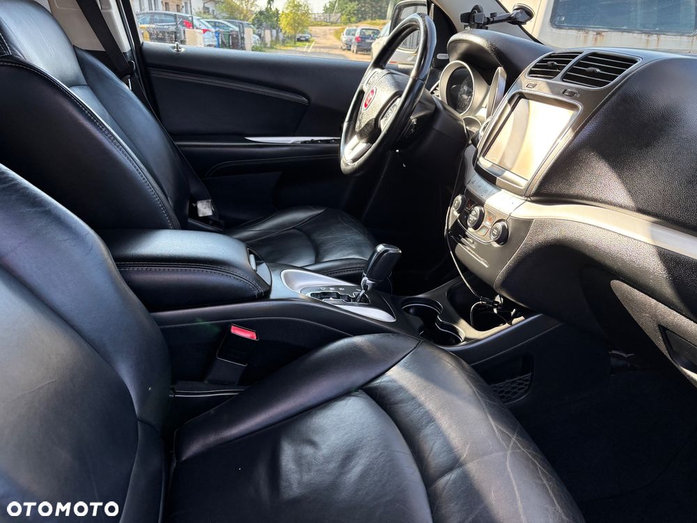 Fiat Freemont 2.0 Multijet Black Code AWD - 11