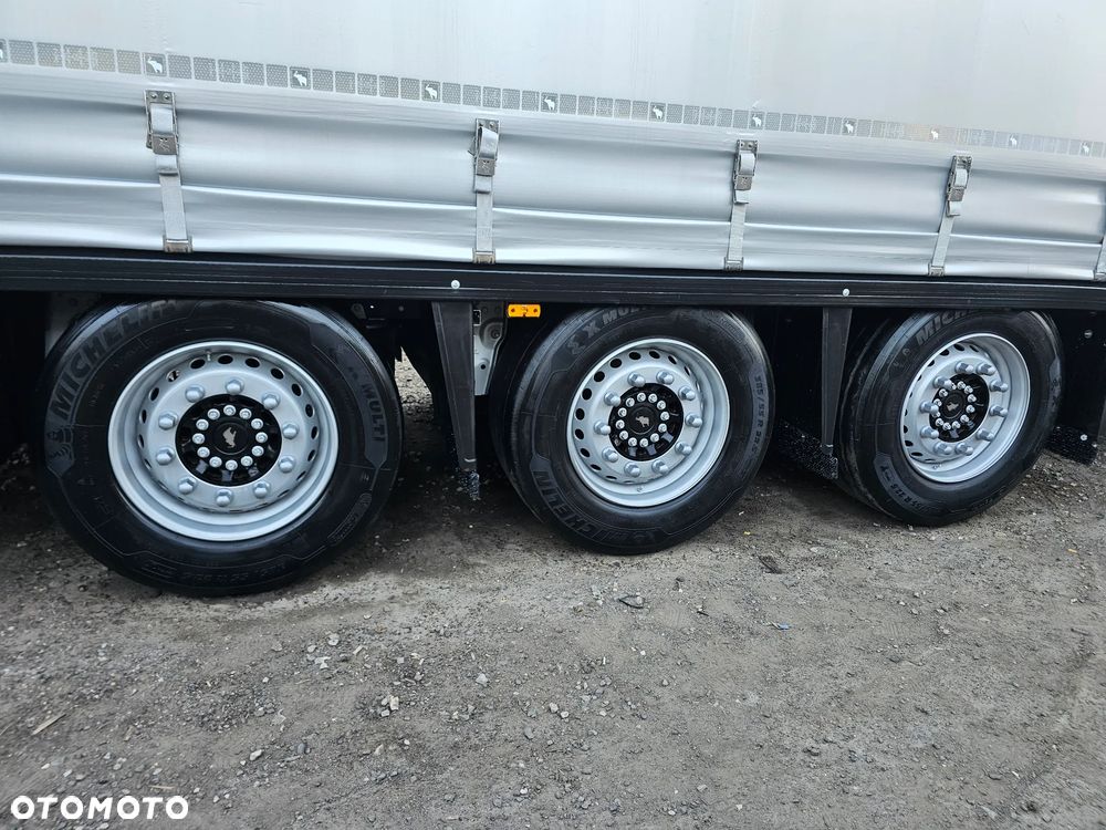Schmitz Cargobull - 18