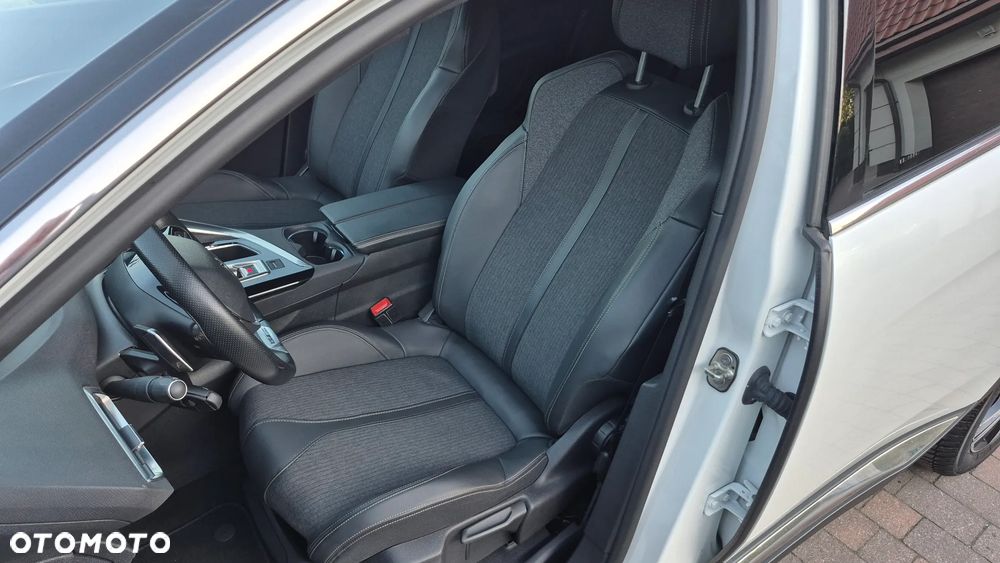 Peugeot 5008 PureTech 180 EAT8 Stop & Start GT Pack - 17