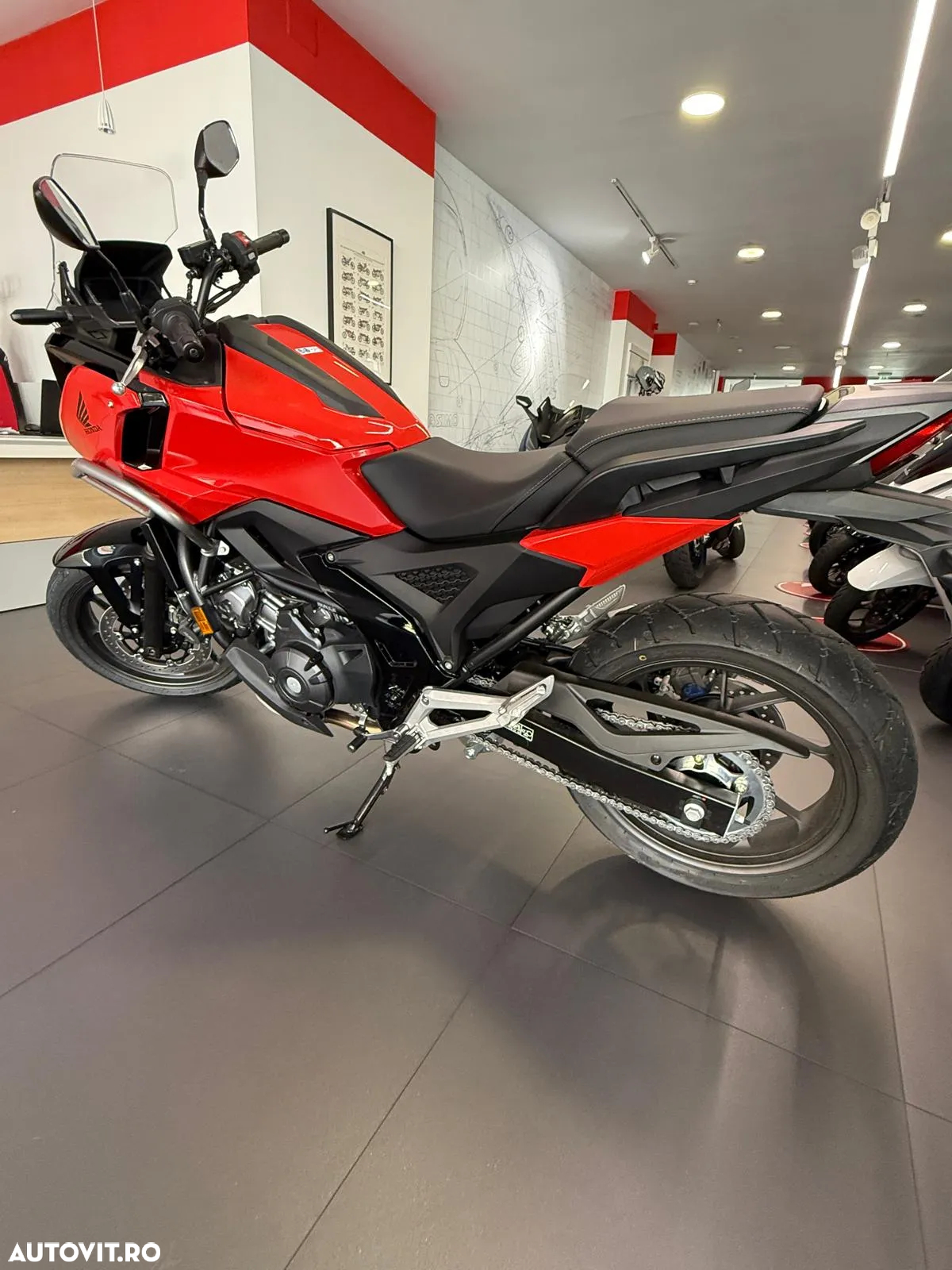 Honda NC 750X - 5