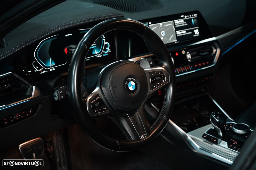 BMW 320 e Aut. M Sport - 11